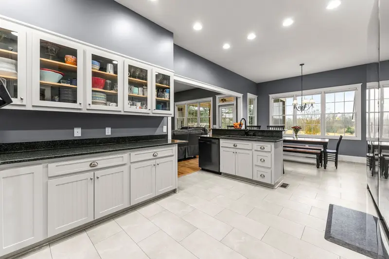 Kitchen with island